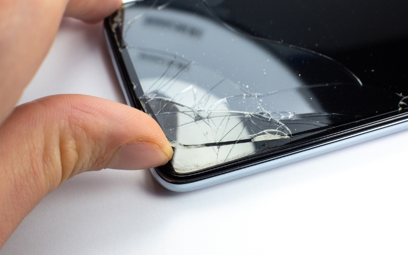 Có thể thử việc tháo màn hình cảm ứng để tăng độ nhạy